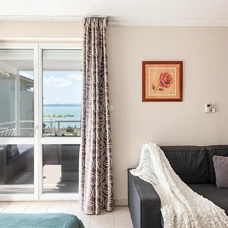 Lakeside Family Apartment Siofok